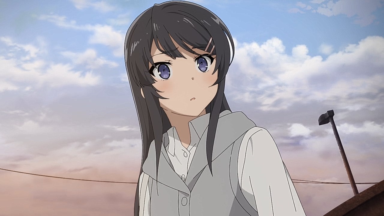 Seishun Buta Yarou is a fascinating anime that lives up to its hype as a sc...